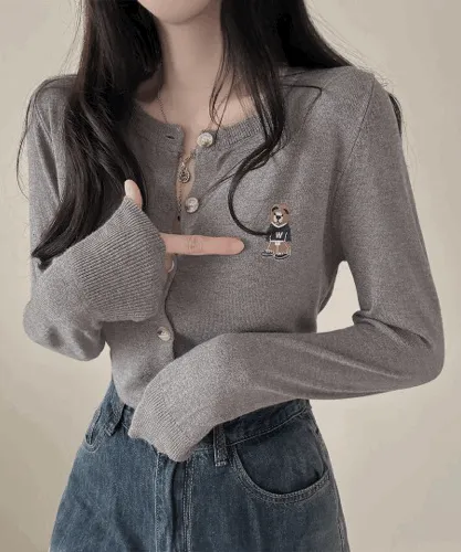 (4컬러) 곰돌이 자수 라운드 긴팔 니트 가디건