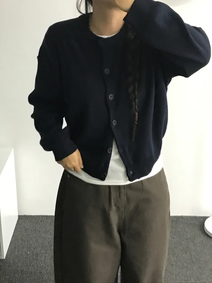 [데일리템/추천🖤] 라운드넥 버튼 니트 가디건 상세 이미지 21