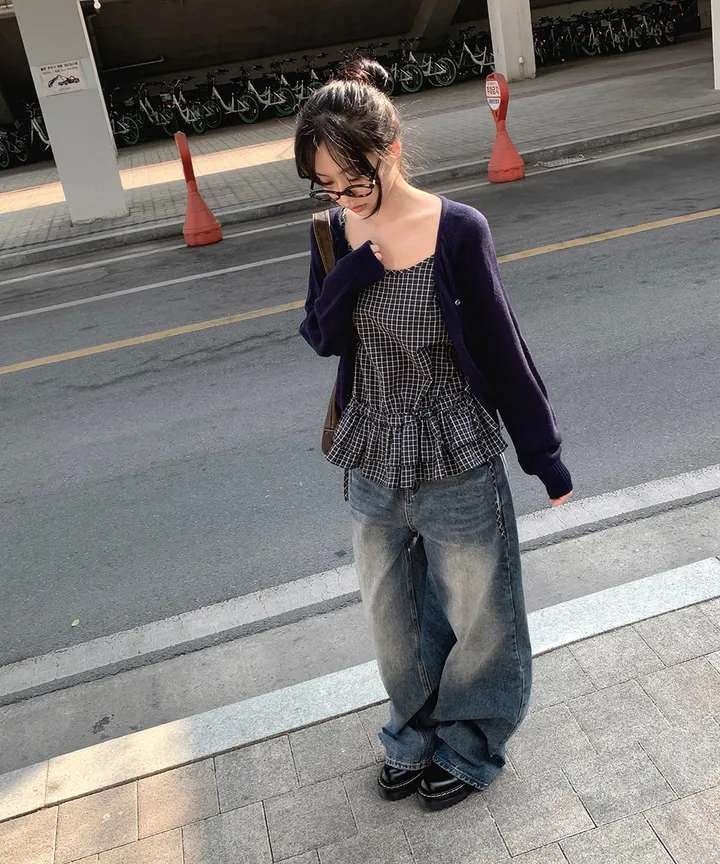 [데일리🫧벚꽃룩] 부코 펜던트 브이넥 니트 가디건 봄 가을 / 벚꽃룩 개강룩 데이트룩 여름가디건 여름니트 클래식블랑 상세 이미지 43