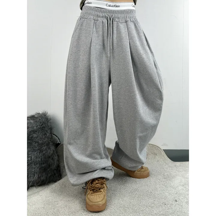 ❤️‍🔥기모선택│업그레이드 ver.│누적판매1,000 돌파 기념│4size!❤️‍🔥[UNISEX/기획특가]사이드 폴드 핀턱 스트링 루즈 와이드 벌룬 트레이닝 팬츠(2color) 상세 이미지 51