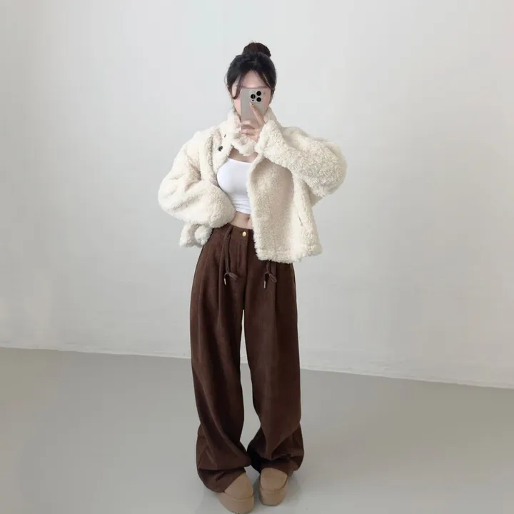 당일출고🚀 [고퀄🤎/무스탕안감!] 귀여움주의, 하이넥 뽀글이 무스탕 누빔 크롭 투웨이 자켓 단추 후리스 기모 양털 패딩 겨울 루즈핏 아방핏 아우터 (3color) 상세 이미지 26
