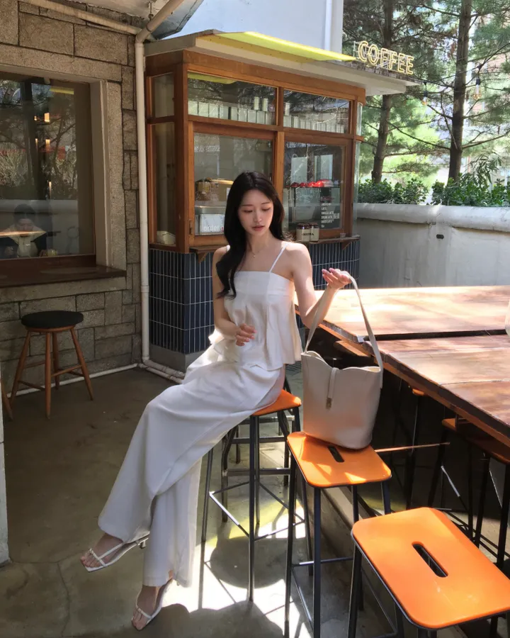 [ SETდ 고퀄 /  데이트룩 ] 아벨 핀턱 실루엣 투피스 블라우스 셋업 휴양지룩 여행룩 하객룩 상세 이미지 14