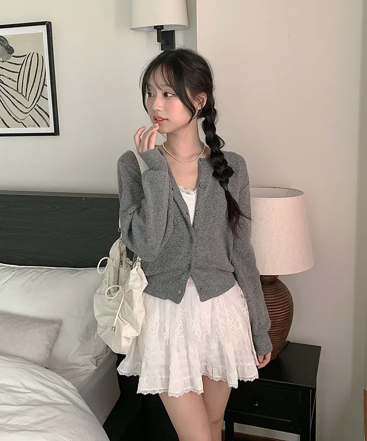 [데일리강추💗] 블러 라운드넥 가디건 봄 가을 / 출근룩 긴팔니트 봄가디건 가을가디건 하객룩 데일리룩 클래식블랑 상세 이미지 5