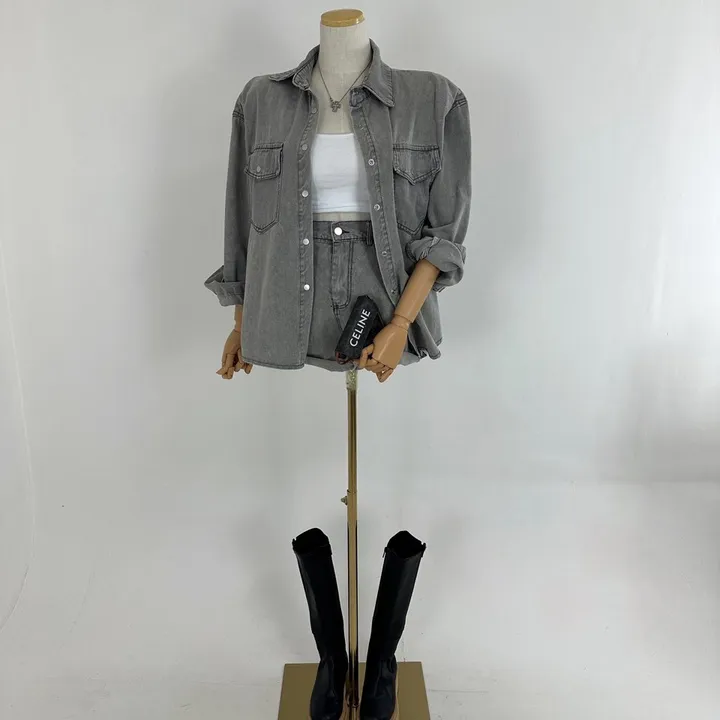 [하이틴/캐주얼/데일리/청청코디/세트가격💕] 루즈핏 포켓 워싱 데님 또또 셔츠 남방 자켓 + 하이 뒷밴딩 데님 숏반바지 팬츠 SET (2COLOR) 상세 이미지 24