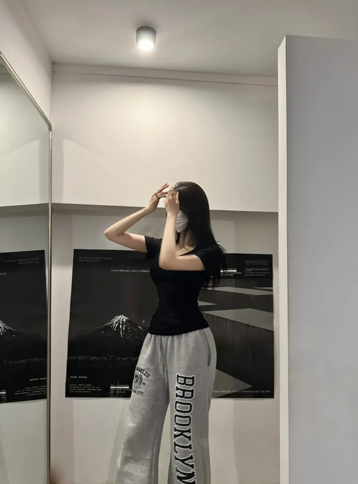 S,M,L [팔뚝살소멸!/레전드핏] 쫀득말라핏 브이넥 반팔티 상세 이미지 12