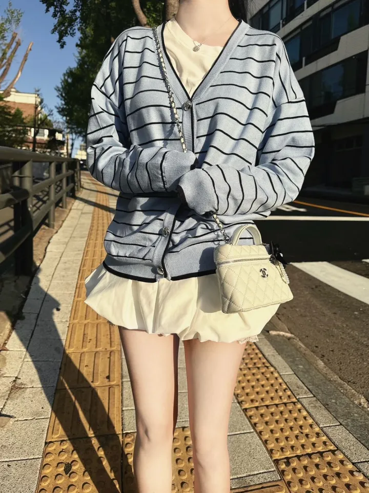 제니  스프라이프 루즈핏 가디건 상세 이미지 20