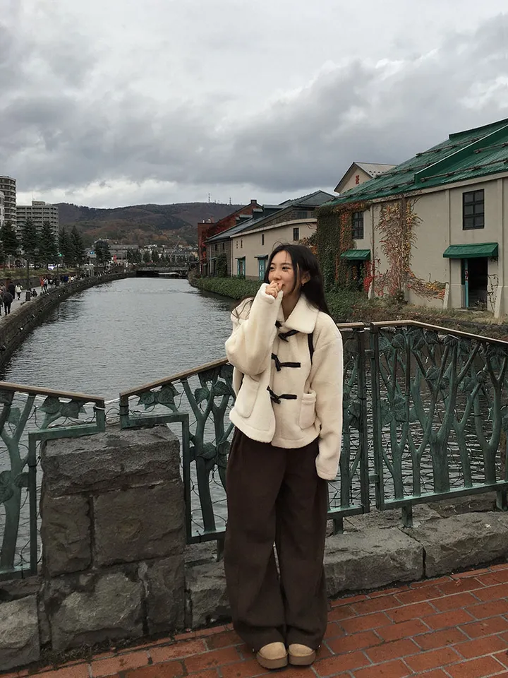 [왕따뜻🤎몽글몽글 *떡볶이코트* 양털 떡볶이자켓 겨울자켓 연말룩] 몽실양털떡볶이코트 상세 이미지 24