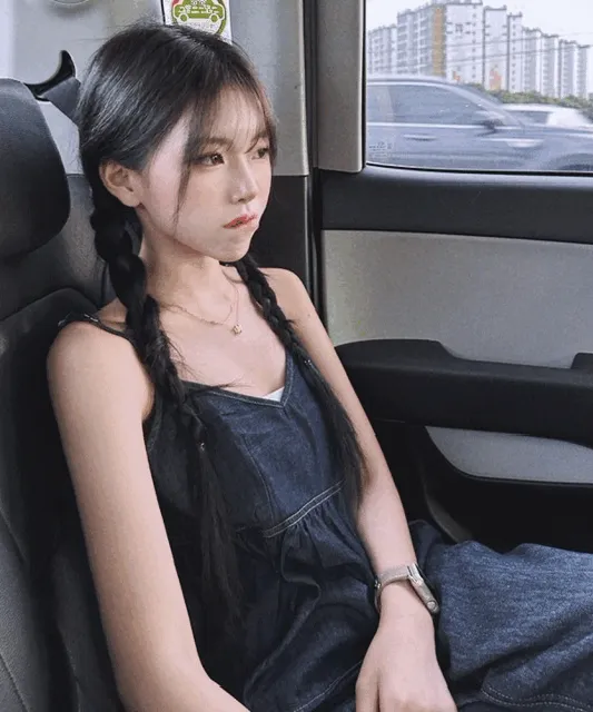 [문의폭주/끈조절] 데님 청 프릴 나시