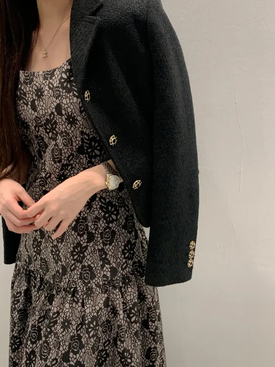 [24f/w버전]✨뉴샤르망 부클울 자켓 백화점동일 S라인 트위드 카라 금장버튼 반 코트 4color 상세 이미지 25