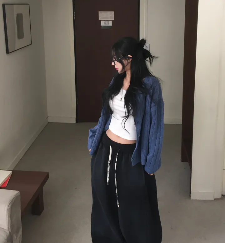[간절기필수템/핏보장🐻] 꽈배기 데일리 심플베이직 체형커버 투웨이 여리 오버핏 루즈 가디건 상세 이미지 8