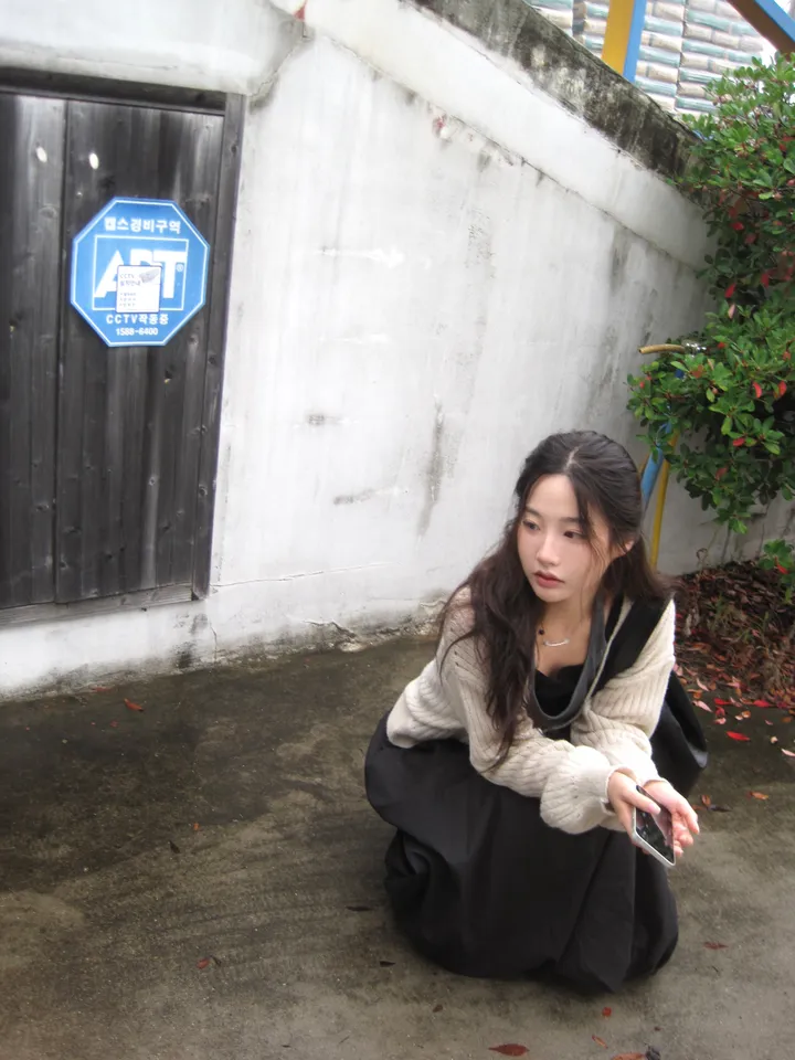 민소매 모델 착용 이미지-S1L33