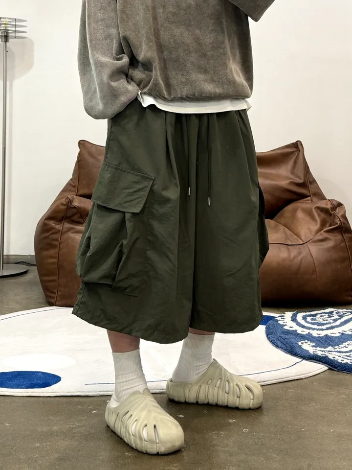 (누적 1000장)(4COLOR) 빅포켓 나일론 8부 카고팬츠 (카고반바지, 여름반바지, 8부팬츠, 와이드반바지, 카고하프팬츠, 나일론팬츠) 상세 이미지 4