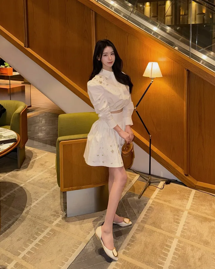 [하이퀄리티] 보석 큐빅 셔츠 스커트 투피스 S,M,L 상세 이미지 7