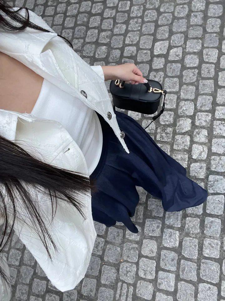 [주문폭주!/퀄팅자켓/봄신상/봄옷/청자켓/데님자켓/크롭/로맨틱/모던시크/페미닌/데일리/하객룩]다이아 데님자켓 상세 이미지 8