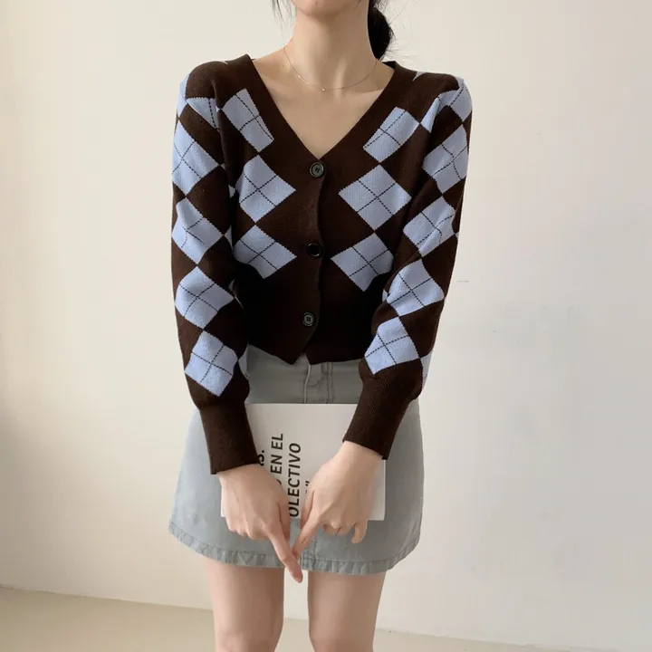 [예쁨보장] 아가일 브이넥 크롭 버튼 니트 가디건 5colors 상세 이미지 37