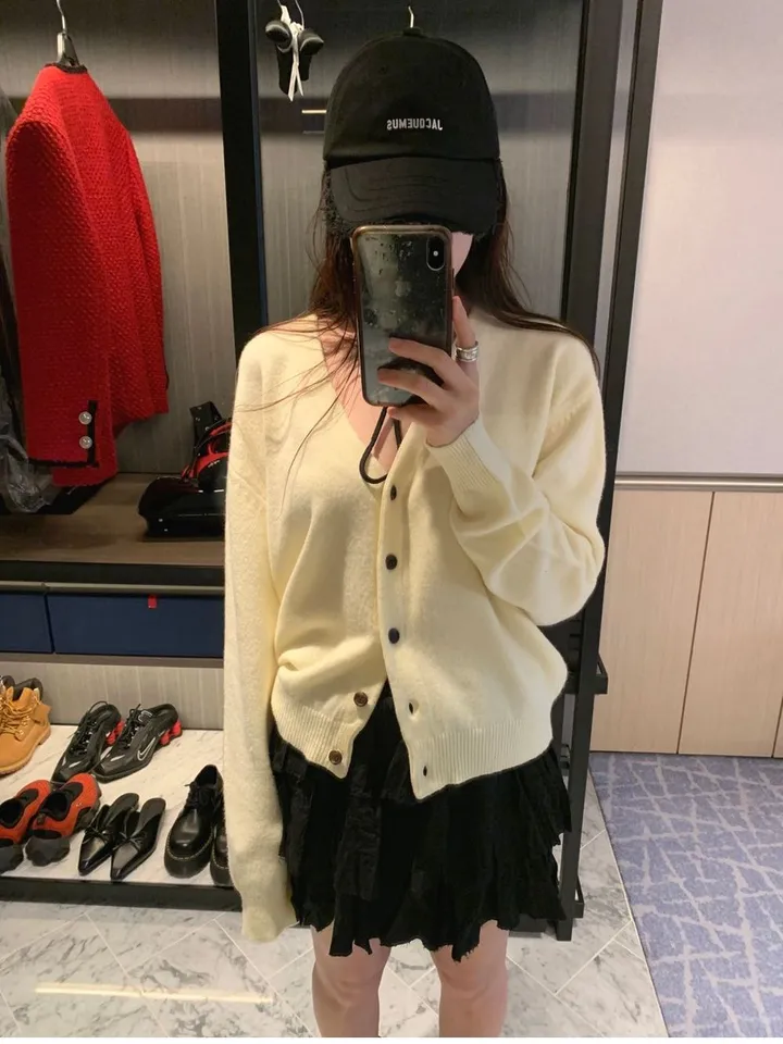 원가파괴❤️‍🔥최저가[고퀄리티/봄신상/실물보장]시엘울가디건 루즈핏 브이넥 긴팔 울가디건 봄 포근 루즈 기본 데일리 베이직 출근룩 기본템 봄가디건 상세 이미지 10