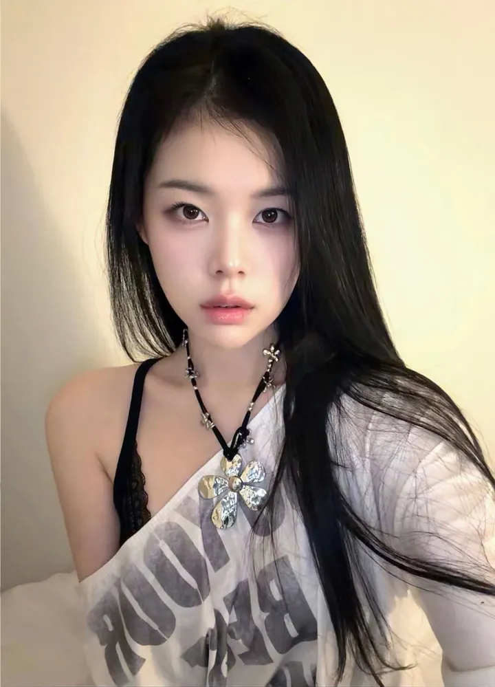 악세사리 모델 착용 이미지-S1L43