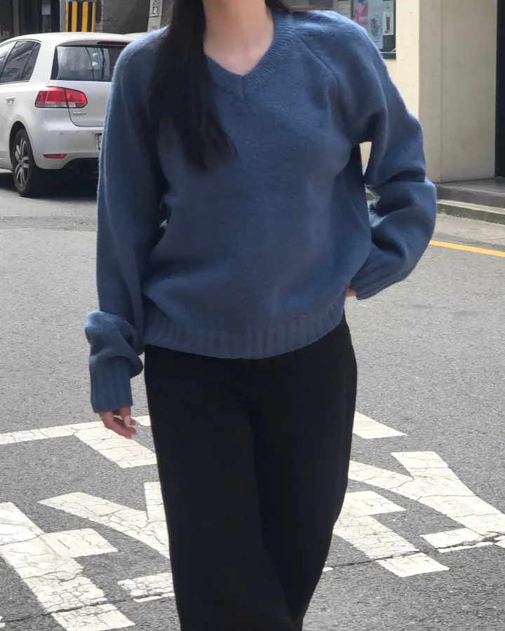 [*주문폭주*/9colors🍂] 아방핏 기본 브이넥 니트 (쫀쫀 폭닥 기본템 가을 무지니트 남여공용 유니섹스 핏보장) 상세 이미지 55