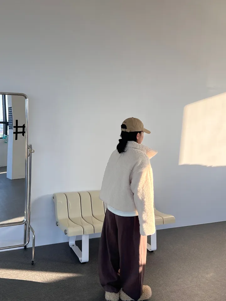 교복템 - 뽀글이 크롭 하이넥 양털패딩 - 점퍼 상세 이미지 26