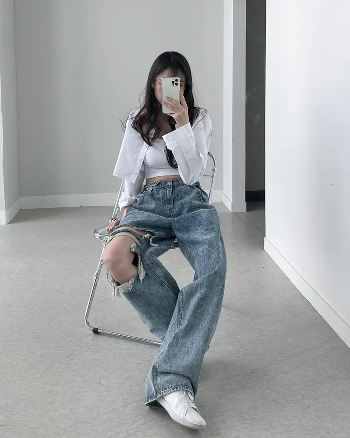 [비조단추] 스톤 워싱 디스트로이 데님 팬츠 상세 이미지 24