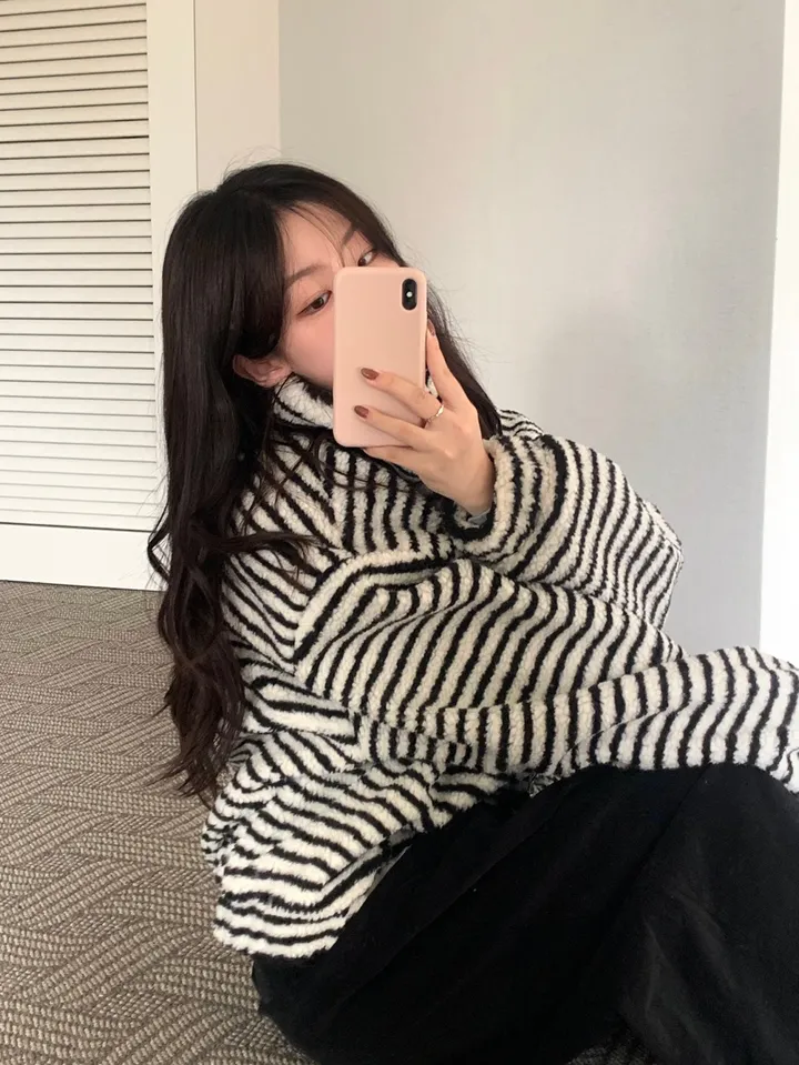[☁뽀글후리스/투웨이] 뽀글 스트라이프 단가라 오버핏 후리스 / 스트라이프 점퍼 / 겨울 뽀글이 후리스 상세 이미지 10