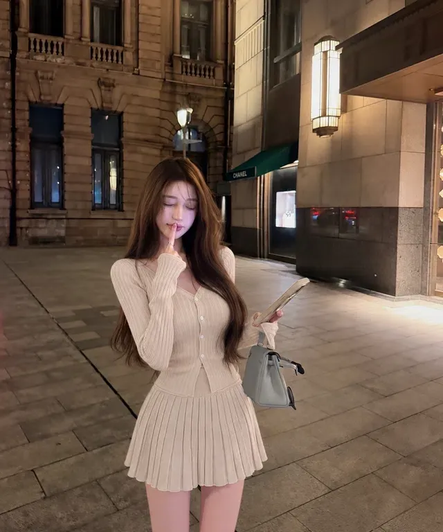 🤎 여리핏정석 Lucy 플리츠 니트 가디건 스커트 투피스 세트 - 2color / 니트투피스 가디건세트 플리츠스커트 미니스커트 브이넥가디건 슬림핏 여친룩 데이트룩 가을코디