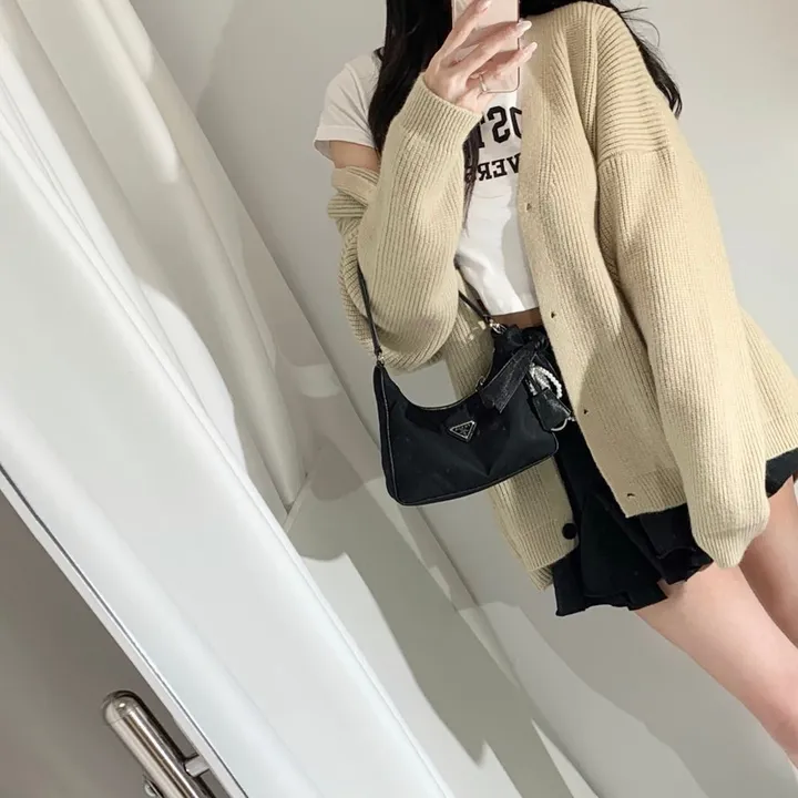 봄신상 간절기 도톰한 봄가디건  오버핏 여리핏 가디건 여친룩 데이트룩 꾸안꾸룩 3COLOR 상세 이미지 10