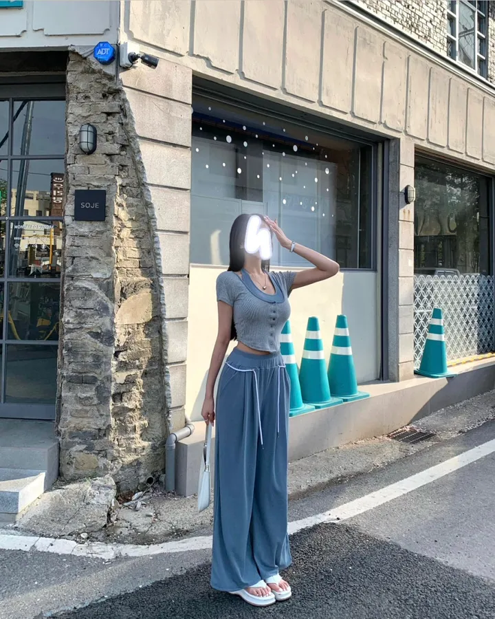 *4세트* [썸머룩종결🔫] 마린 크롭 반팔티 + 스트링 와이드팬츠 set 홀터넥 오프숄더 페스티벌 워터밤 흠뻑쇼 슬림핏트레이닝 여름트레이닝 상세 이미지 10