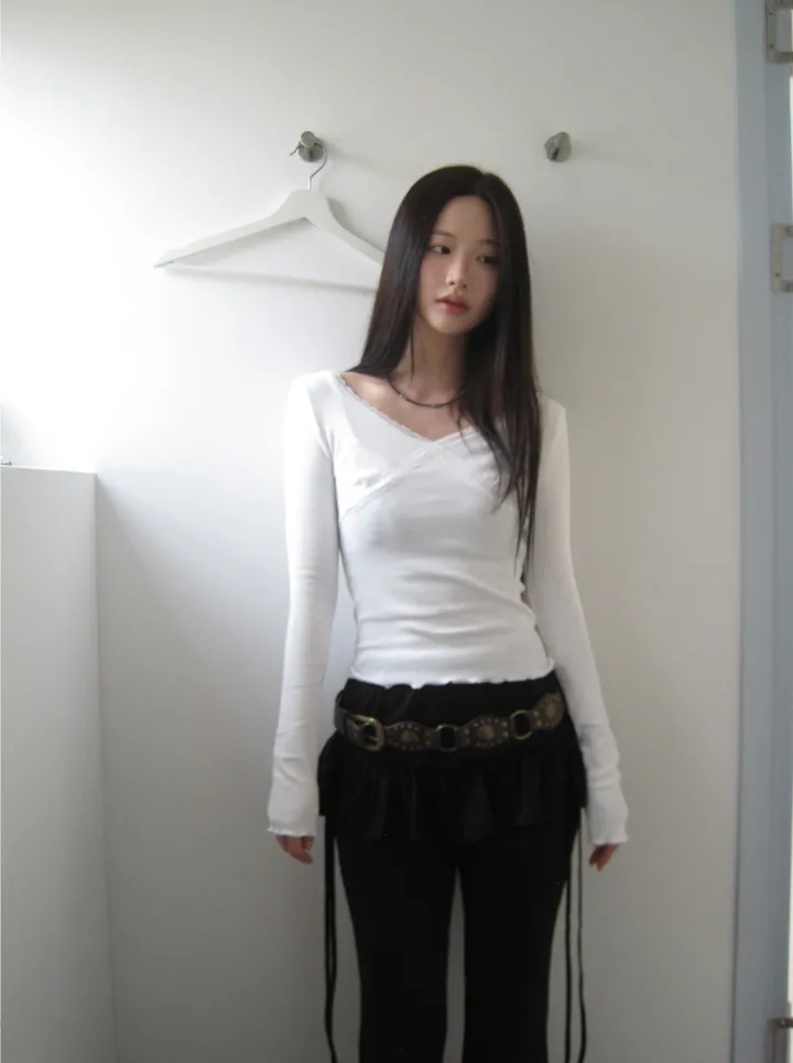 긴팔 티셔츠 모델 착용 이미지-S1L27