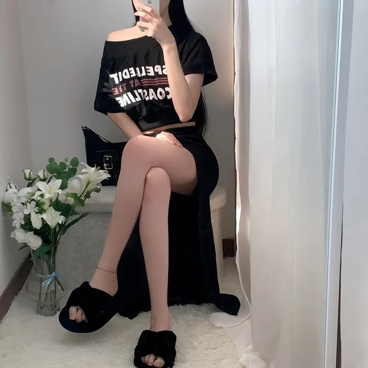 [신상🩷* 투피스] 슬림핏 오프숄더 레터링 허리밴딩 허리조절 스트링 섹시트임 치마바지 롱스커트 투피스세트 트레이닝세트 / 데일리룩 / 트윈룩 / 캐주얼룩 / 꾸안꾸룩 / 여름룩 상세 이미지 13