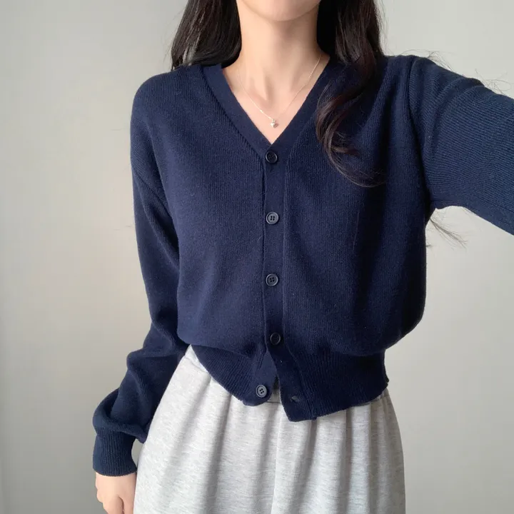 [인생가디건/10color] 머피 데일리 브이넥 무지 버튼 허리잘록 여리 니트 긴팔 가디건 상세 이미지 24
