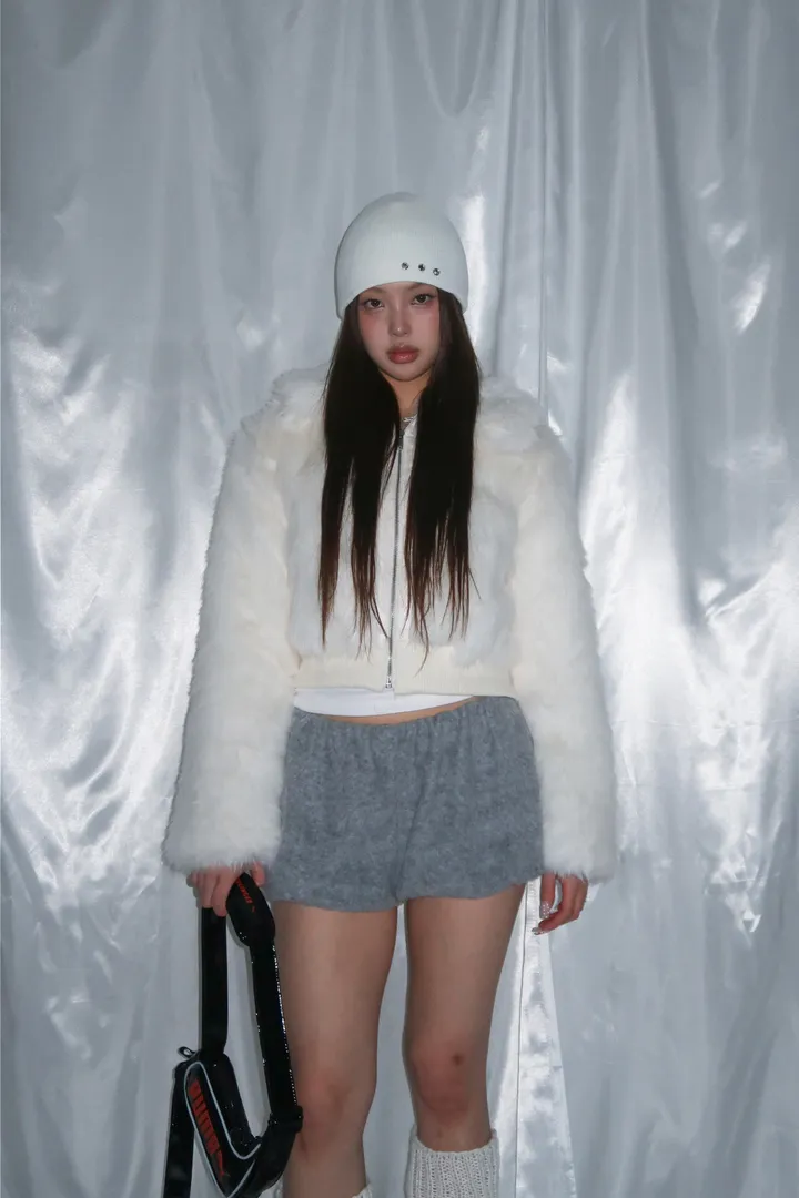 3 CUBIC STUD BEANIE / 3 큐빅 스터드 비니 상세 이미지 14
