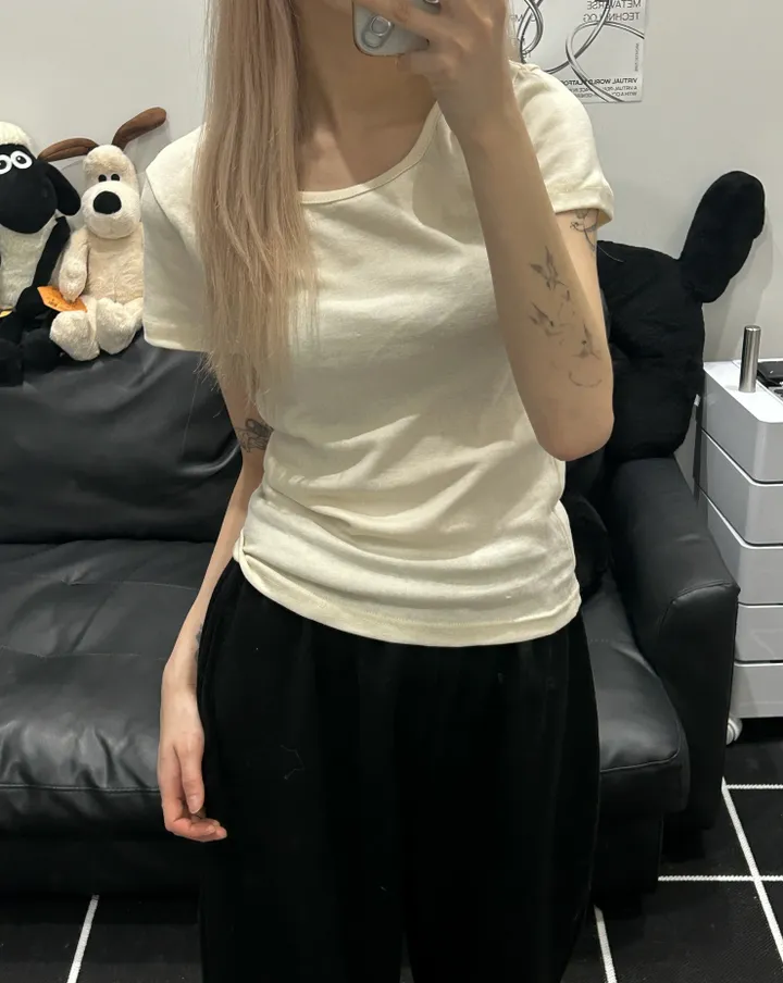 [🎀누적판매 2천장🎀] Butter slimfit u-neck short sleeve T 버터 슬림핏 유넥 반팔티 상세 이미지 56