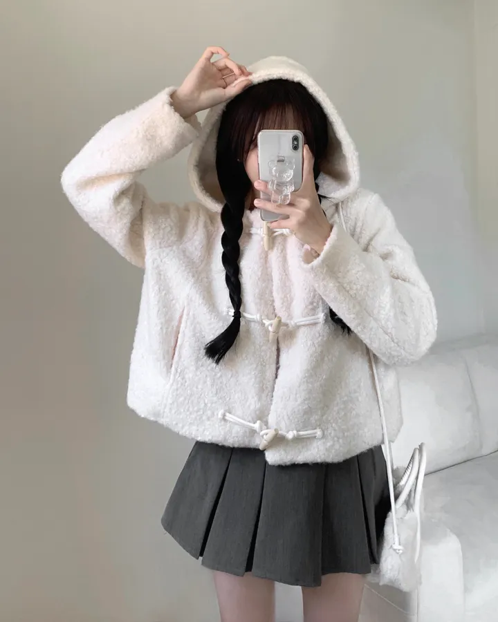 [따뜻아방핏!/모델강추💕] 비숑 더플 떡볶이 뽀글이 후드 크롭 점퍼 숏양털 코트 자켓 상세 이미지 3