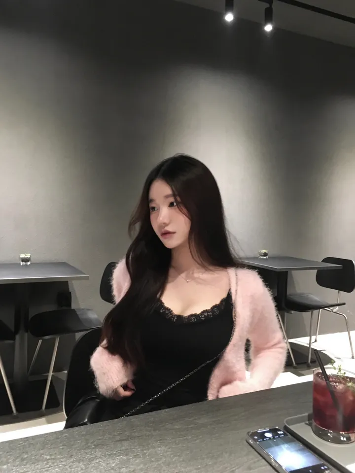 🍓딸기우유같은🥛 미친색감💕 후회❌ 솔잎데이지가디건 청순개강룩 가디건 볼레로 퍼볼레로 크롭가디건 니트가디건 니트 봄가디건 겨울가디건 퍼가디건 앙고라 아우터 간절기 개강룩 상세 이미지 14