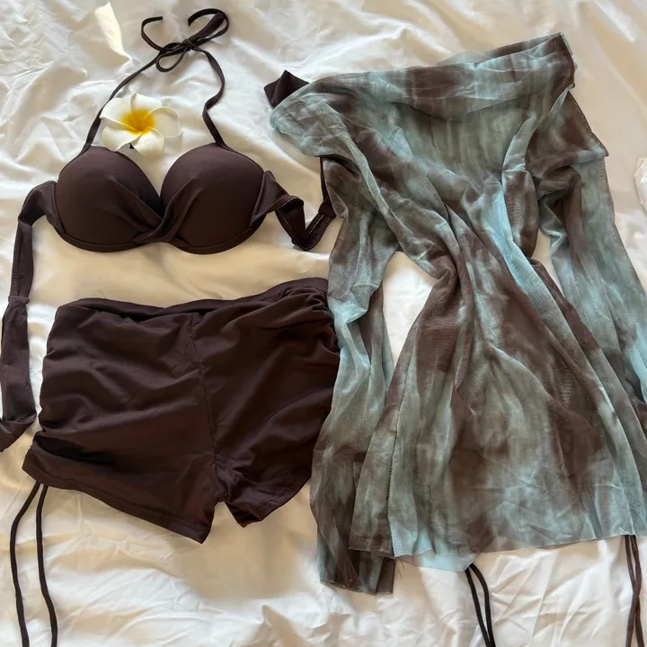 [당일출고] (M-XL) 오프숄더티+숏팬츠+와이어 3피스 비키니 세트 상세 이미지 11