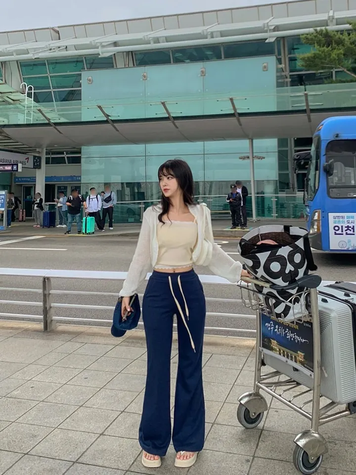 [묶음할인🔥뼈말라핏💙숏&롱] *기모추가* 몸매보정 부츠컷 트레이닝 팬츠 와이드 츄리닝 바지 캐주얼 새내기룩 8col 상세 이미지 29