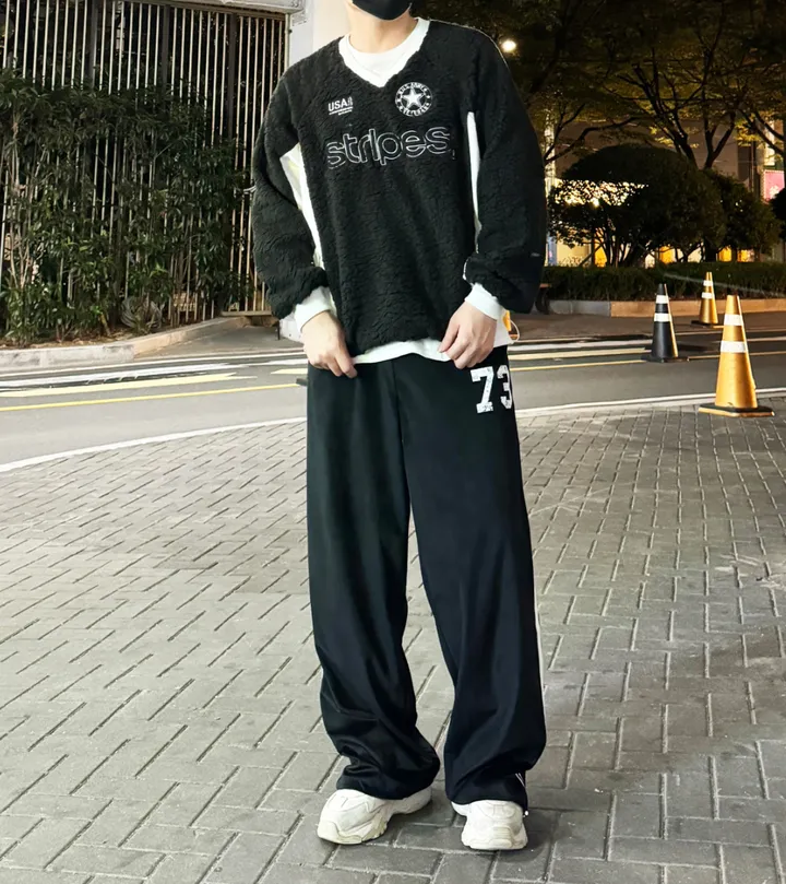 [1+1할인]덤블 양털 밍크 후리스 자수 패치 블록코어 스트링 오버핏 브이넥 아노락 맨투맨 상세 이미지 92