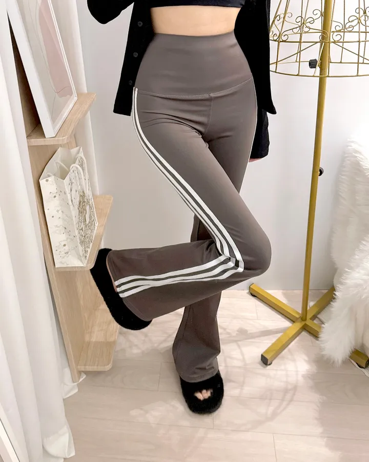 *빠른출고 *동일상품최저가 [개말라핏/핏지림🥵] 리프팅핏, 삼선 레깅스 스판 밴딩 부츠컷 트레이닝 팬츠 -2color 상세 이미지 10