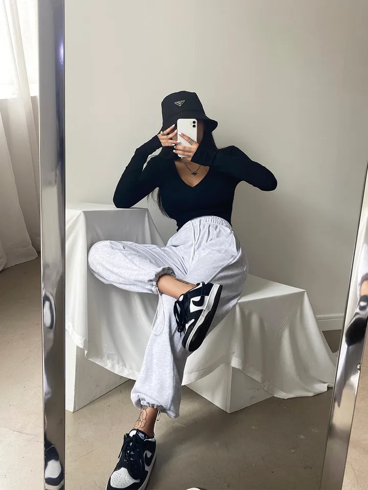 패드 브이넥 스판 절개 슬림 티셔츠 상세 이미지 38