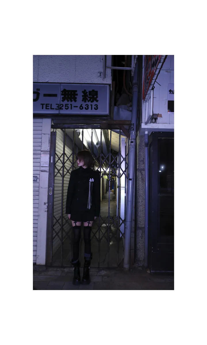 신발 모델 착용 이미지-S1L10