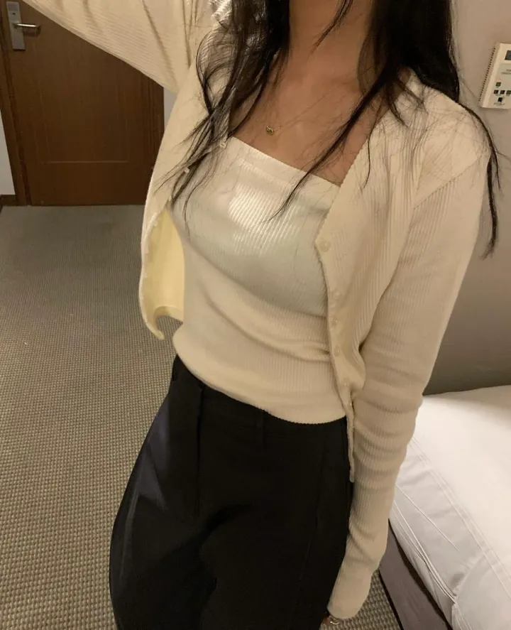 [재진행/봄코디/가을/여성/봄/가을코디/브이/나시가디건세트/set/투피스/여리핏/말라핏] 슬림핏 골지 슬리브리스 가디건 세트 (4col) 상세 이미지 8