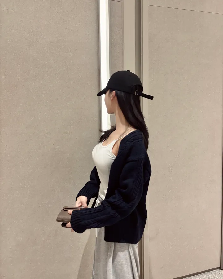 루어 케이블 브이넥 가디건 / 2color 상세 이미지 13