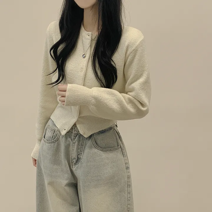 [허리잘록~뽀송따뜻💭] 부드러운 데일리 라운드 크롭 슬림 니트가디건 상세 이미지 5
