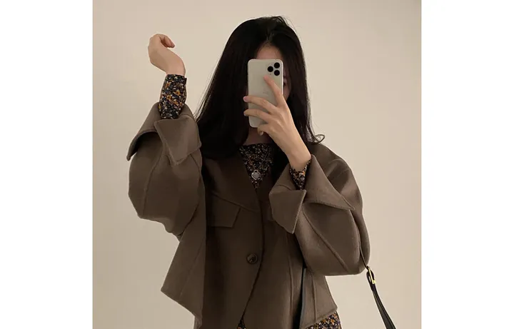 브이넥 노카라 여성 하프 크롭 와이드핏 코트 자켓 상세 이미지 5