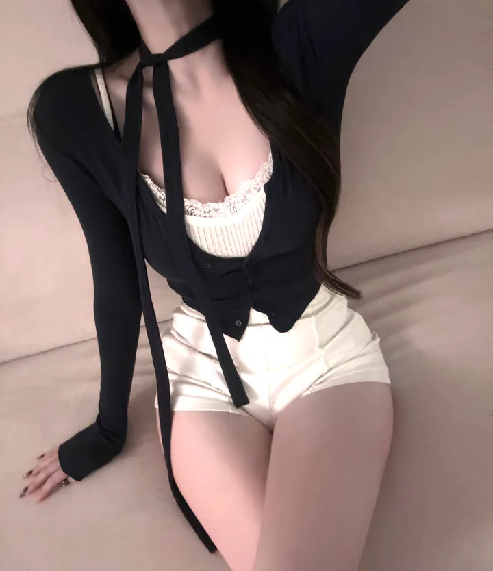 [리얼핏보장!!/타이set] 섹시글램 슬림핏 여리 가디건 스카프 세트 투피스 크롭 버튼 브이넥 모달 스판 여친룩 베이직 기본 레이어드 데일리 데이트룩 봄 가을 신상 청순 여신룩 상세 이미지 12