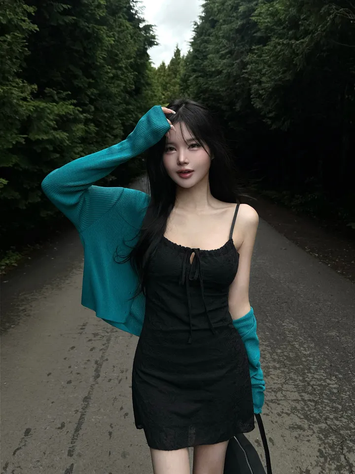드레스 모델 착용 이미지-S1L54
