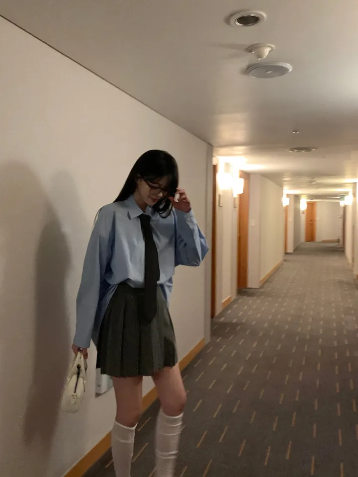 [4천장판매][MADE/핏보장인생셔츠] 에디 프렌치 코튼 오버핏 셔츠 남방 남녀공용 보이핏 레이어드 봄옷 봄신상 봄코디 봄상의 봄셔츠- 7color (KD1457,KD1910) 상세 이미지 62