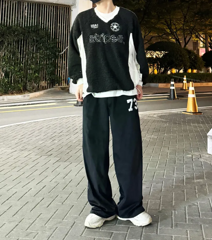 [1+1할인]덤블 양털 밍크 후리스 자수 패치 블록코어 스트링 오버핏 브이넥 아노락 맨투맨 상세 이미지 97