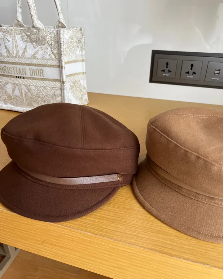 [국내제작]스웨이드 레더벨트 마도로스 캡모자 3color 상세 이미지 34